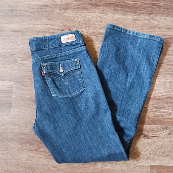 Levi's Denim - Levi Strauss Women's 526 Slender Bootcut Jeans Size 12 - 34 x 29.5